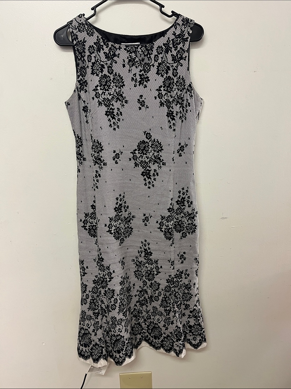 Newport News Black and White Lace Print Midi Dress